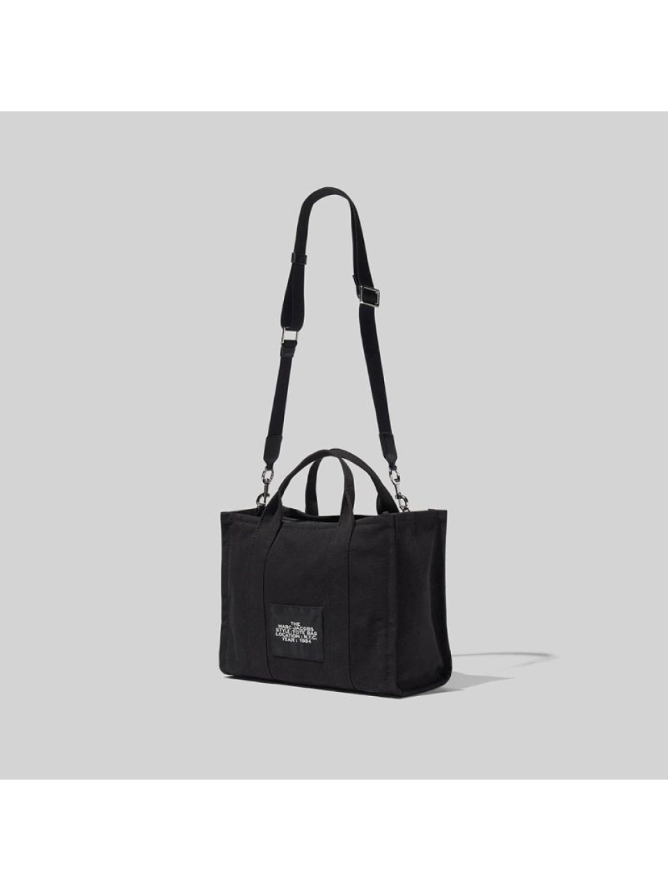 Сумка-тоут The Traveler среднего размера Marc Jacobs